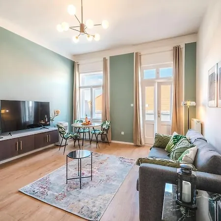 Brandnew Citycenter Flat With The View And Terrace Apartment Budapest